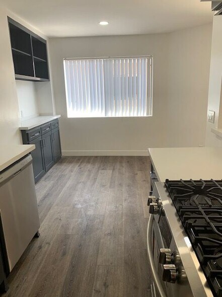 Building Photo - 3557 Jasmine Ave