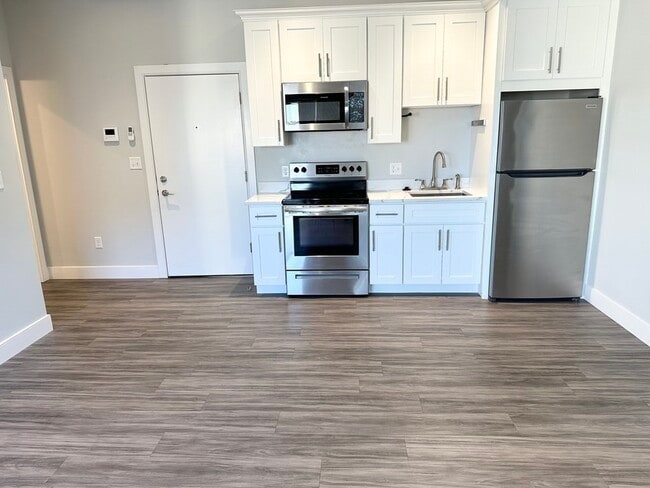 Building Photo - 163 Nantasket Ave