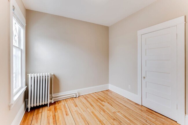 Building Photo - 273 W Sturgis St