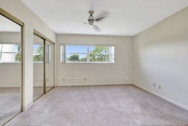 Building Photo - 7847 Golf Cir Dr