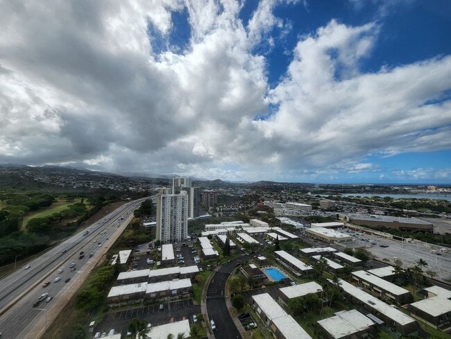 Building Photo - 98-288 Kaonohi St