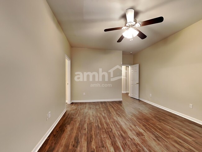Building Photo - 106 Blue Beech Ct