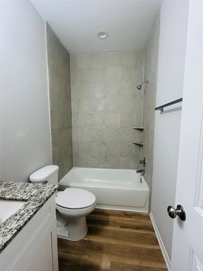 Building Photo - 1318 Stowell