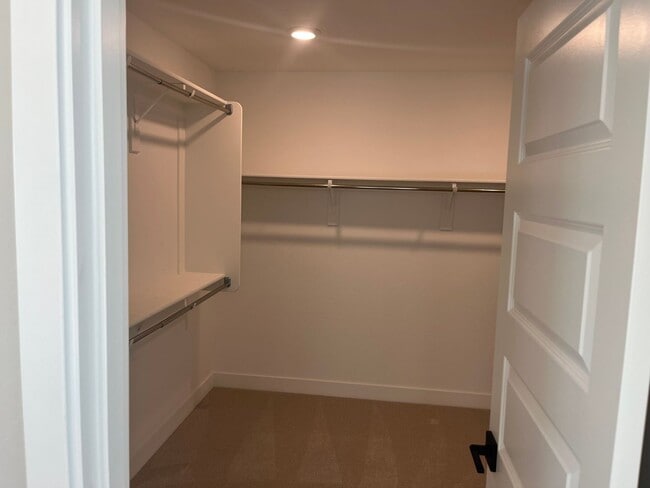 Building Photo - 23914 N 148th Dr