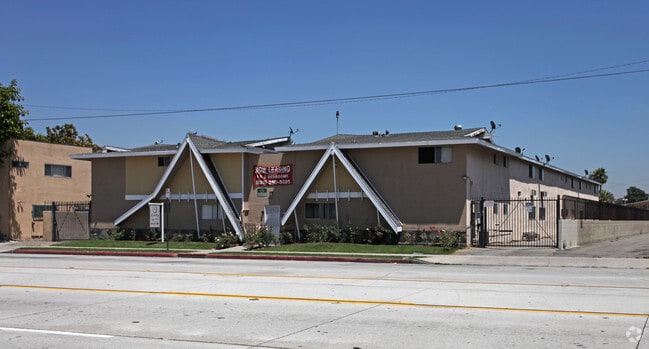 Building Photo - Regency-Baldwin Apartments