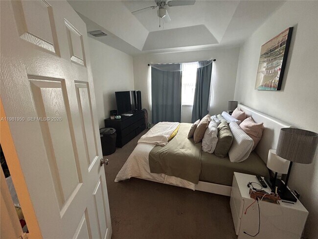 Building Photo - 5590 NW 107th Ave