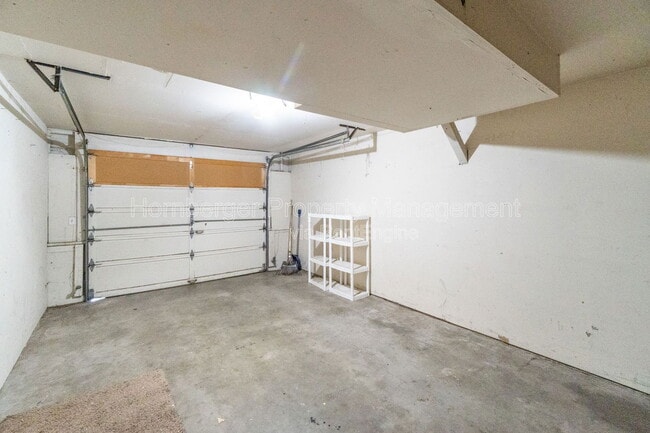 Building Photo - 10309 N Hooper Rd