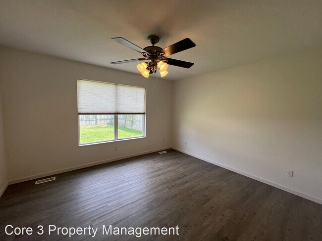 Building Photo - 3 br, 2 bath House - 2004 Finch Haven