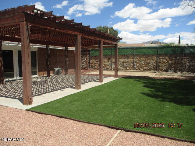 Building Photo - 7704 Paiute Way