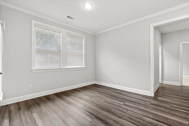 Building Photo - 239 Prominence Dr