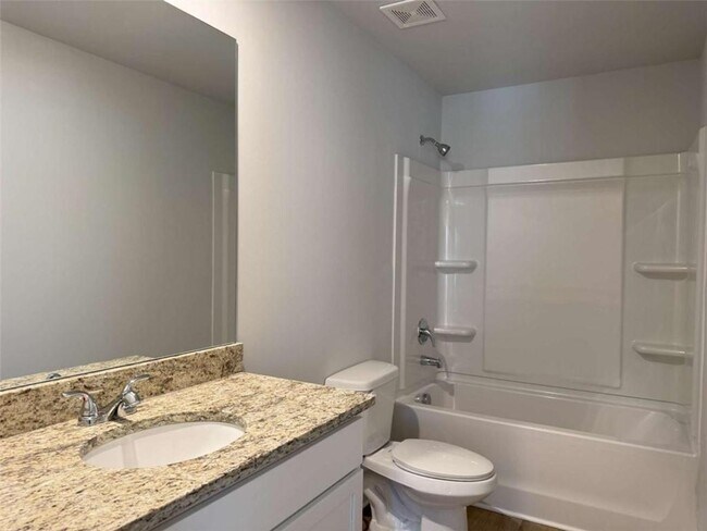 Building Photo - 111 Woodside Ct