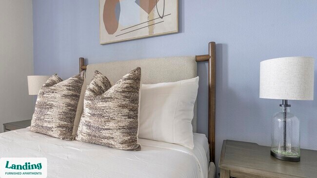 Building Photo - 6850 Foxtail Palm Wy