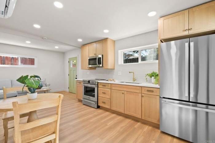 Building Photo - 6837 Celia Vista Dr