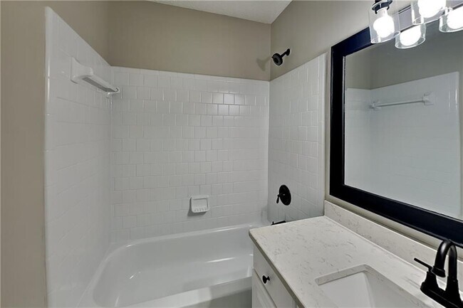 Building Photo - 3705 Patterstone Dr