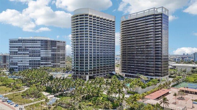 Building Photo - 9703 Collins Ave