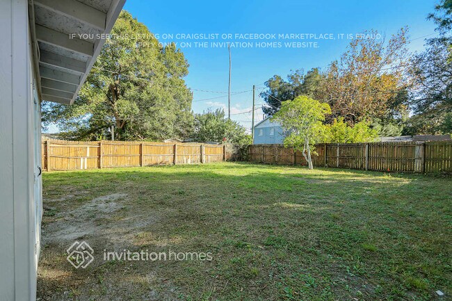 Building Photo - 2826 17Th Ave N