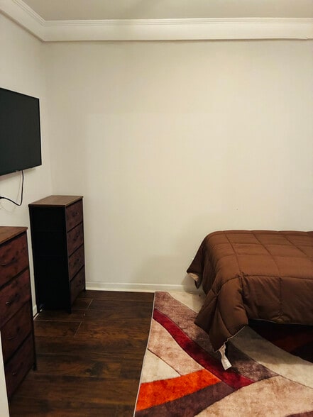 Building Photo - 6107 Rockbridge Rd SW