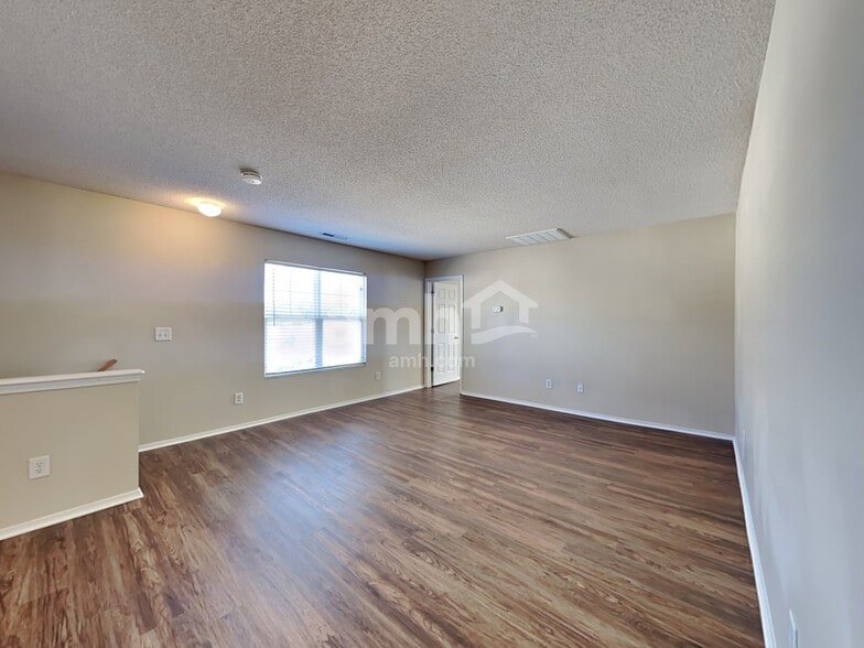 Building Photo - 1016 Naylor Rd
