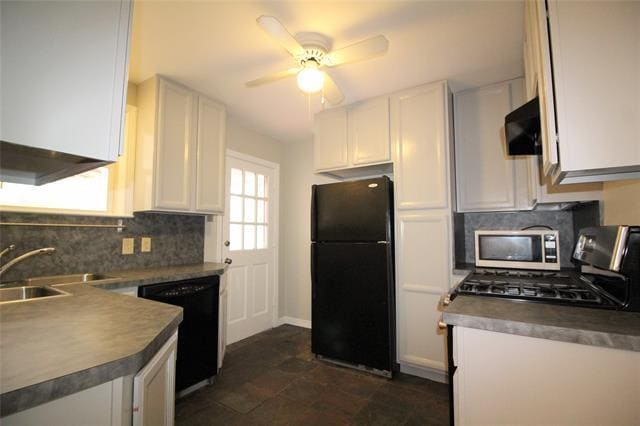 Building Photo - 10415 Losa Dr