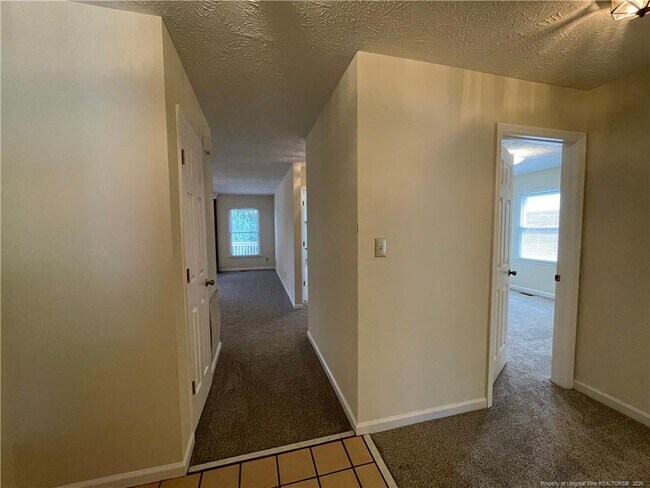 Building Photo - 6124 Garden Ct