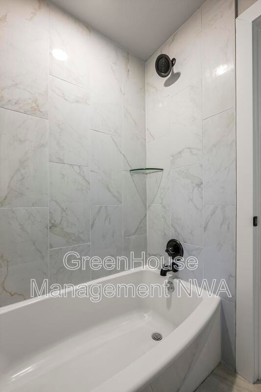 Building Photo - 6 Erith Ln