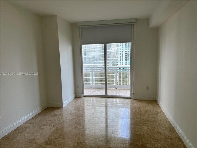 Building Photo - 901 Brickell Key Blvd