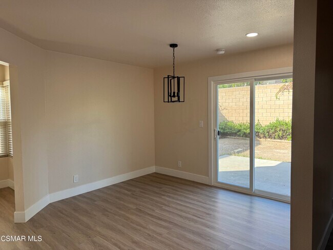 Building Photo - 12475 Sunnyglen Dr