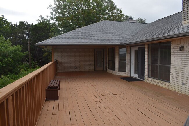 Building Photo - Beautiful Hilltop Home in Harker Heights! ...