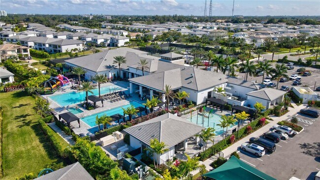 Building Photo - 8525 Crystal Downs Ave