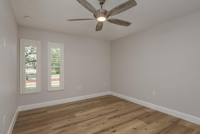 Building Photo - 4246 Marine Pkwy