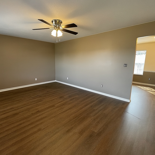 Building Photo - ASK US ABOUT OUR LONG-TERM LEASE SPECIAL TODAY!