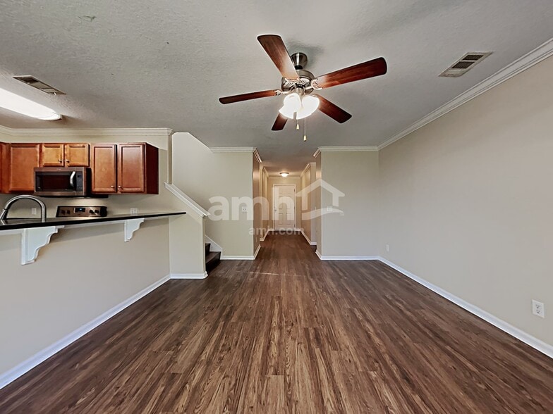 Building Photo - 171 Fox Glen Ct