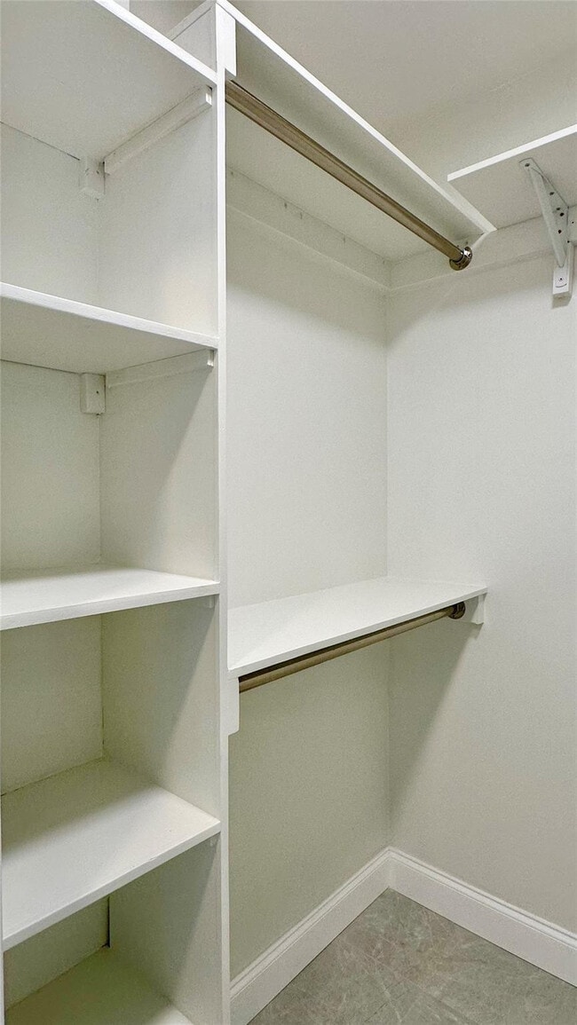 Building Photo - 1145 NE 17th Way