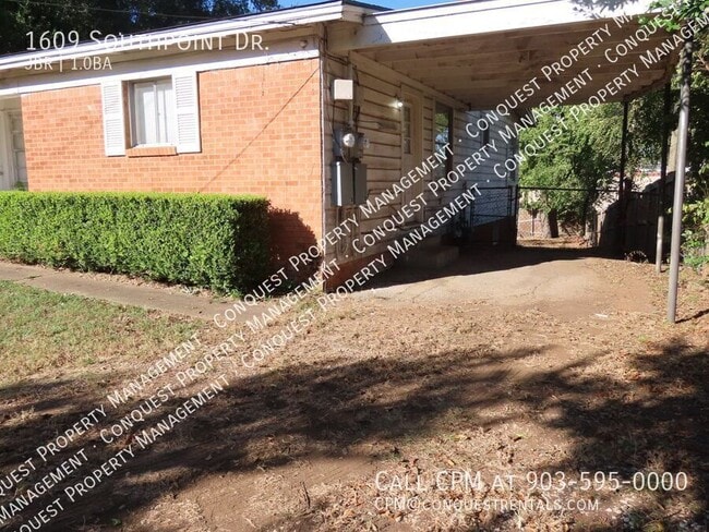 Building Photo - 1609 Southpoint Dr