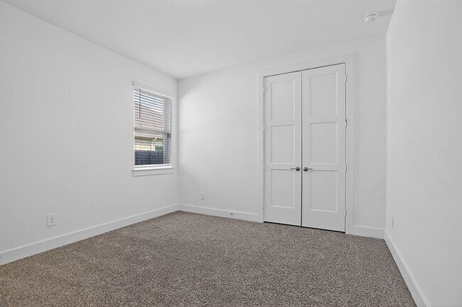 Building Photo - 13760 Rising Sun Ln