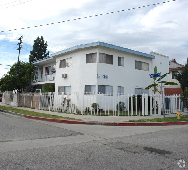 Building Photo - 5905 Whitnall Hwy
