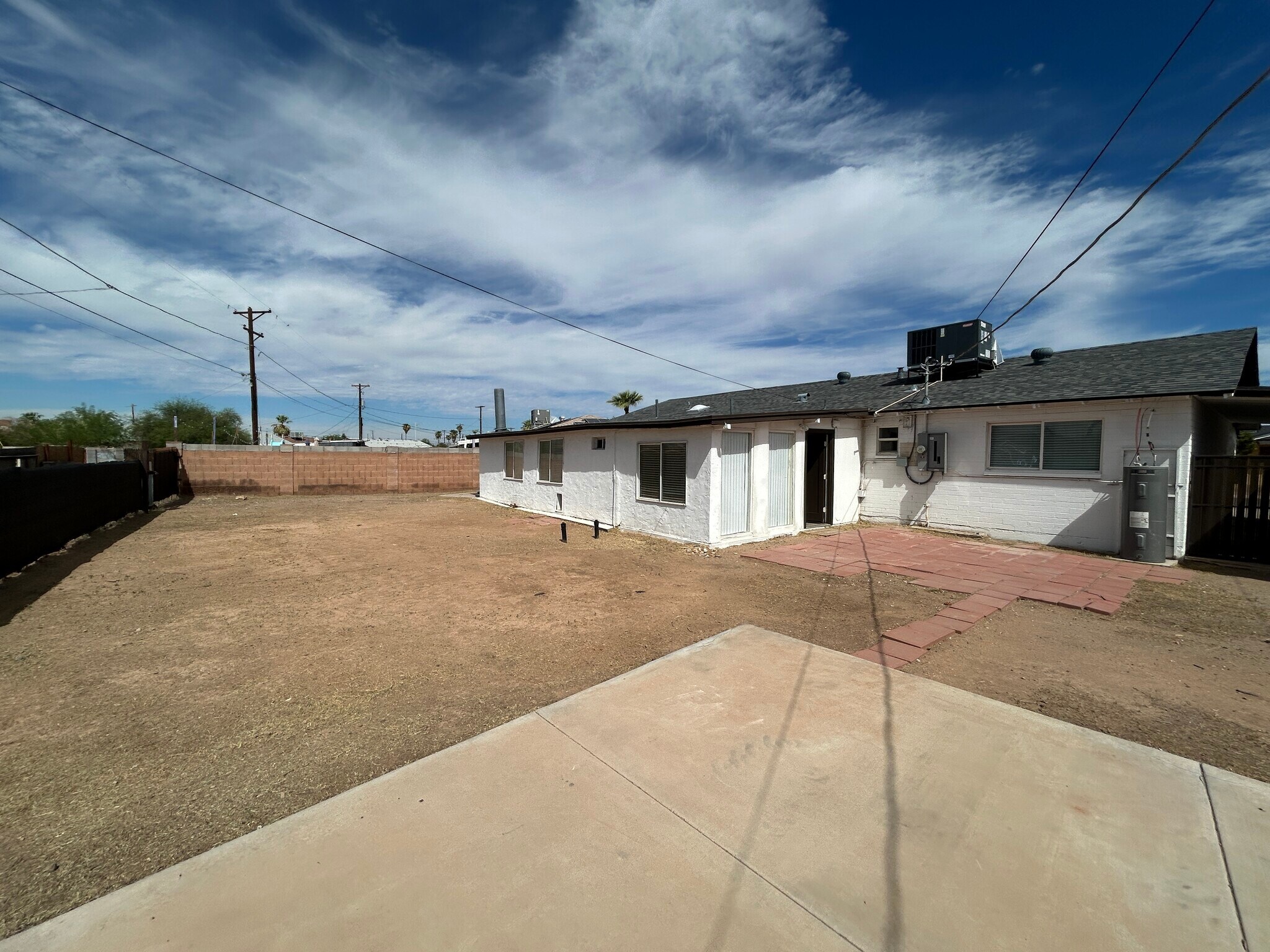 Building Photo - 3062 N 42nd Ave