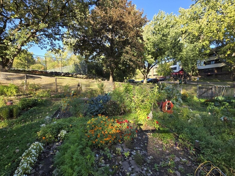 Community Garden - 7510 Cahill Rd