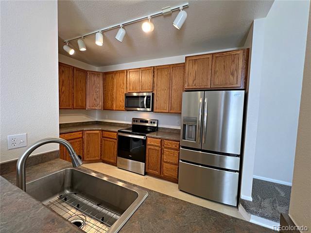 Building Photo - 3865 S Dayton St