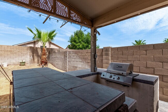 Building Photo - 17408 N Cassi Dr
