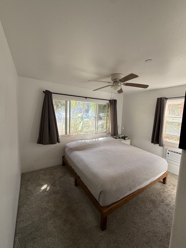 Building Photo - 15 Abbey Ln