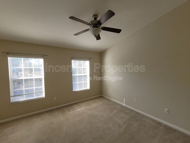 Building Photo - 1440 Stockton Dr