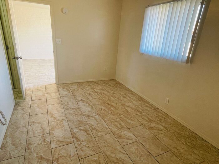 Building Photo - 3521 N Flowing Wells Rd