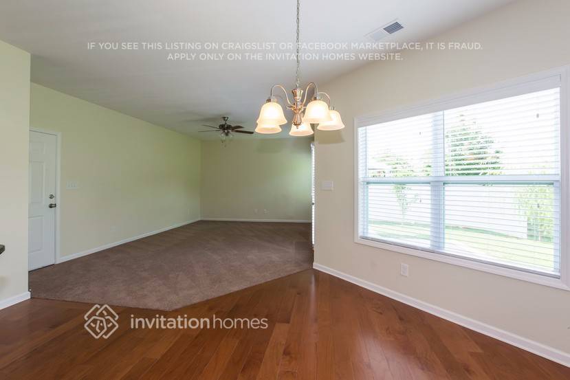 Building Photo - 4924 Elementary View Dr