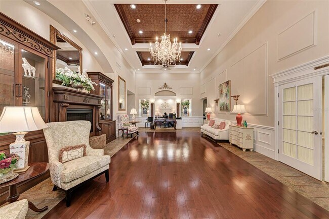 Building Photo - 6606 Pineview Terrace