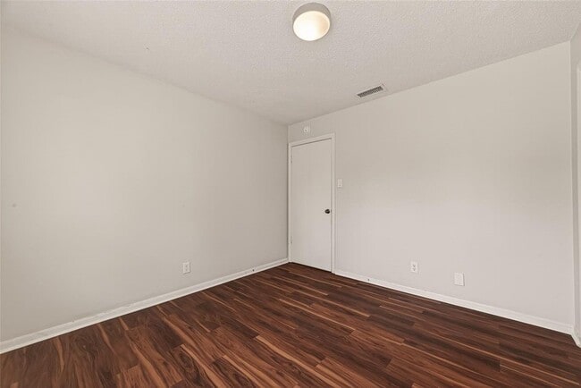 Building Photo - 14507 Ravenhurst Ln