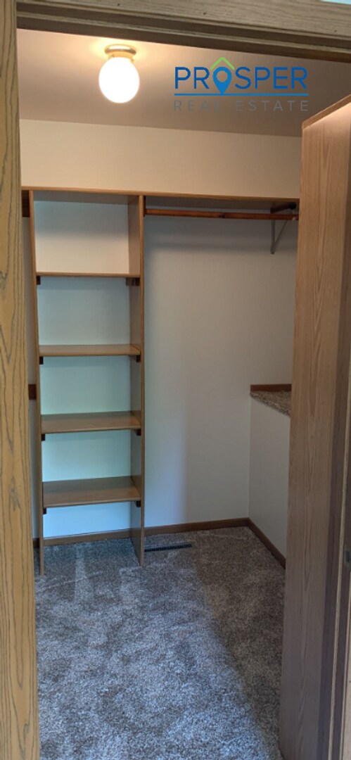 Building Photo - TR1424