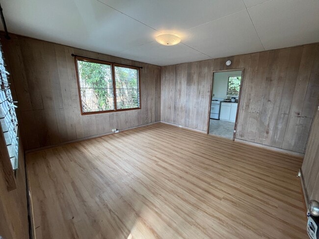 Building Photo - 2238 Aulii St