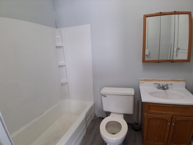 Building Photo - 425-3C Vermilion-N