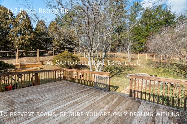 Building Photo - 142 Ridge Brook Dr